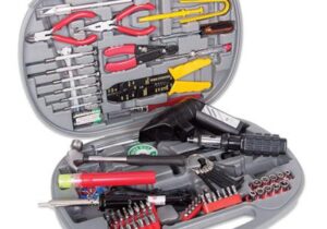 Kit Herramientas Manhattan Universal para Computadora 145 Pzas